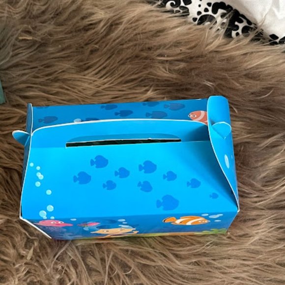 Girls Mermaid Gift Box-Mermaid Theme - Picture 3 of 4